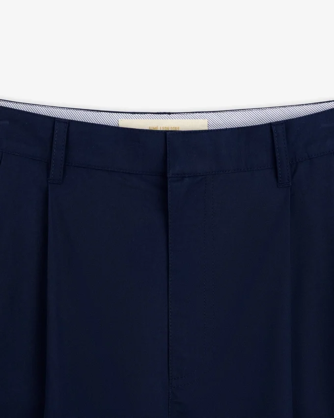 Lightweight Pleated Cotton Trouser