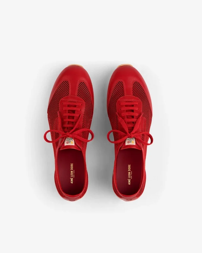 Low Profile Mesh Trainer