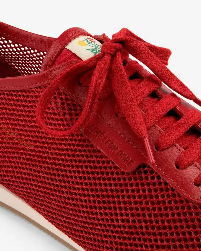 Low Profile Mesh Trainer