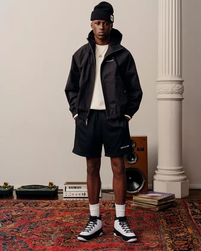 Micro Logo Lightweight Jacket