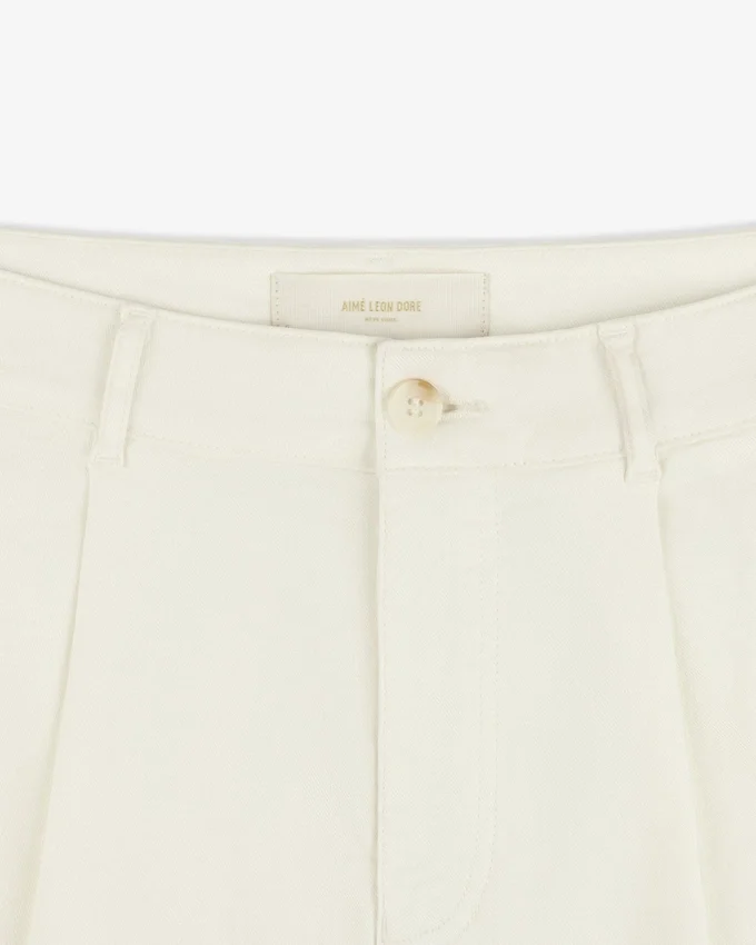 Pleated Linen Blend Bermuda Short