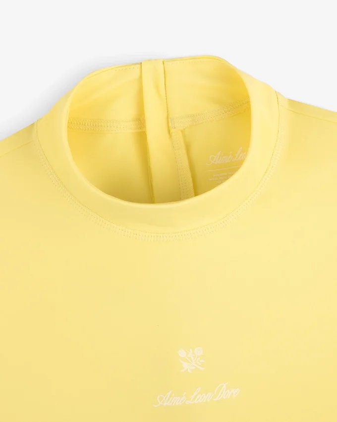Short Sleeve Crest Rash Guard